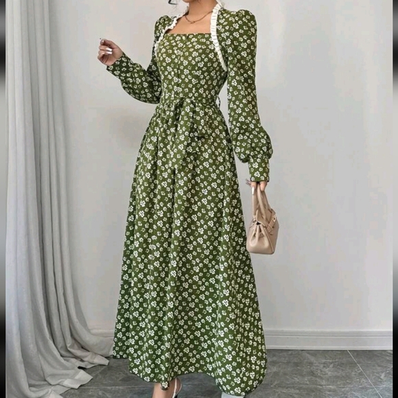 Women's Woven Printed Button Front Cinched Waist Long Sleeve Dress - Picture 4 of 4